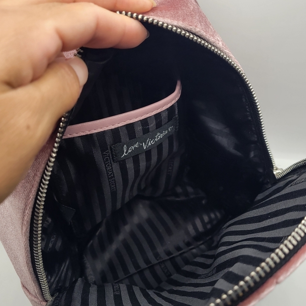 VICTORIA SECRET BACKPACK DUSTY ROSE VELOUR SHIMMER/CHAIN ACCENTS Zip Pockets - Picture 7 of 14